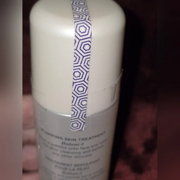 Tatcha The Essence Plumpling Skin Treatment. NWOT. Factiry Seal Intact